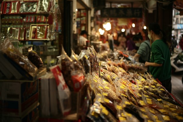 Le marché nocturne Saint Anne : l'incontournable de votre voyage