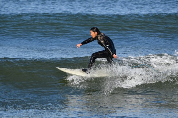 Périples tropicaux : le plaisir de surfer sur les eaux de la Martinique