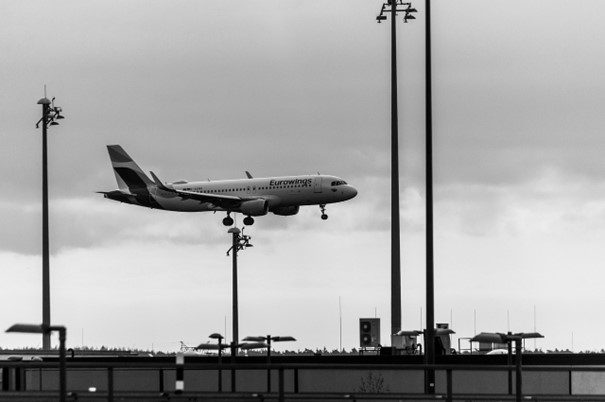 De la France à la Martinique : combien de temps passe-t-on dans les airs ?